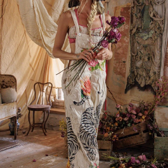 Magnolia Pearl Other - 🔥🐅MAGNOLIA PEARL BIRCH FLORAL LOVE OVERALLS🐅🔥